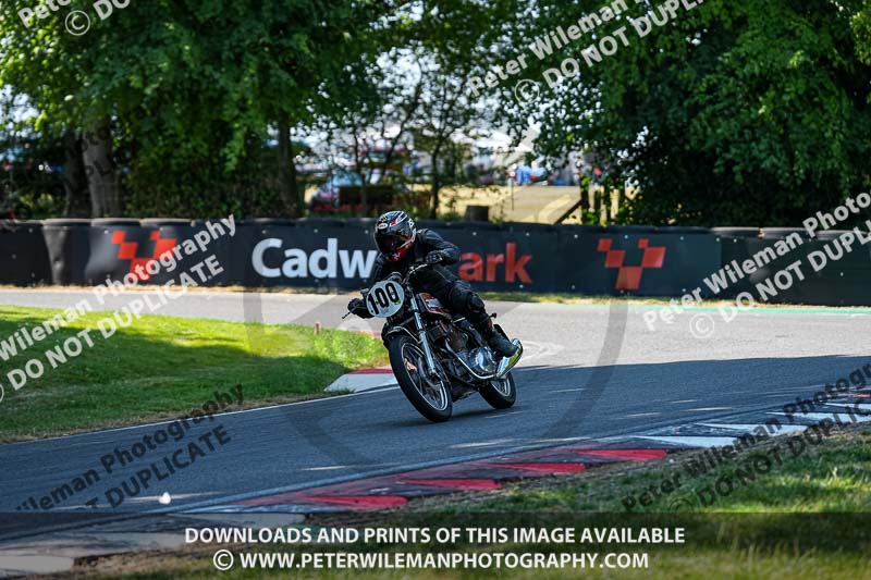 cadwell park;cadwell park photographs;cadwell trackday photographs;enduro digital images;event digital images;eventdigitalimages;peter wileman photography;racing digital images;trackday digital images;trackday photos